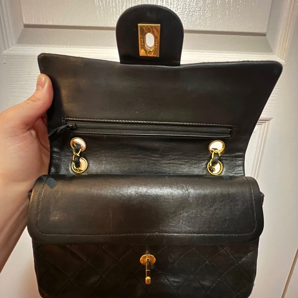 *SOLD* Vintage Chanel Small Double Flap in Black with Gold Hardware - Picture 8 of 15